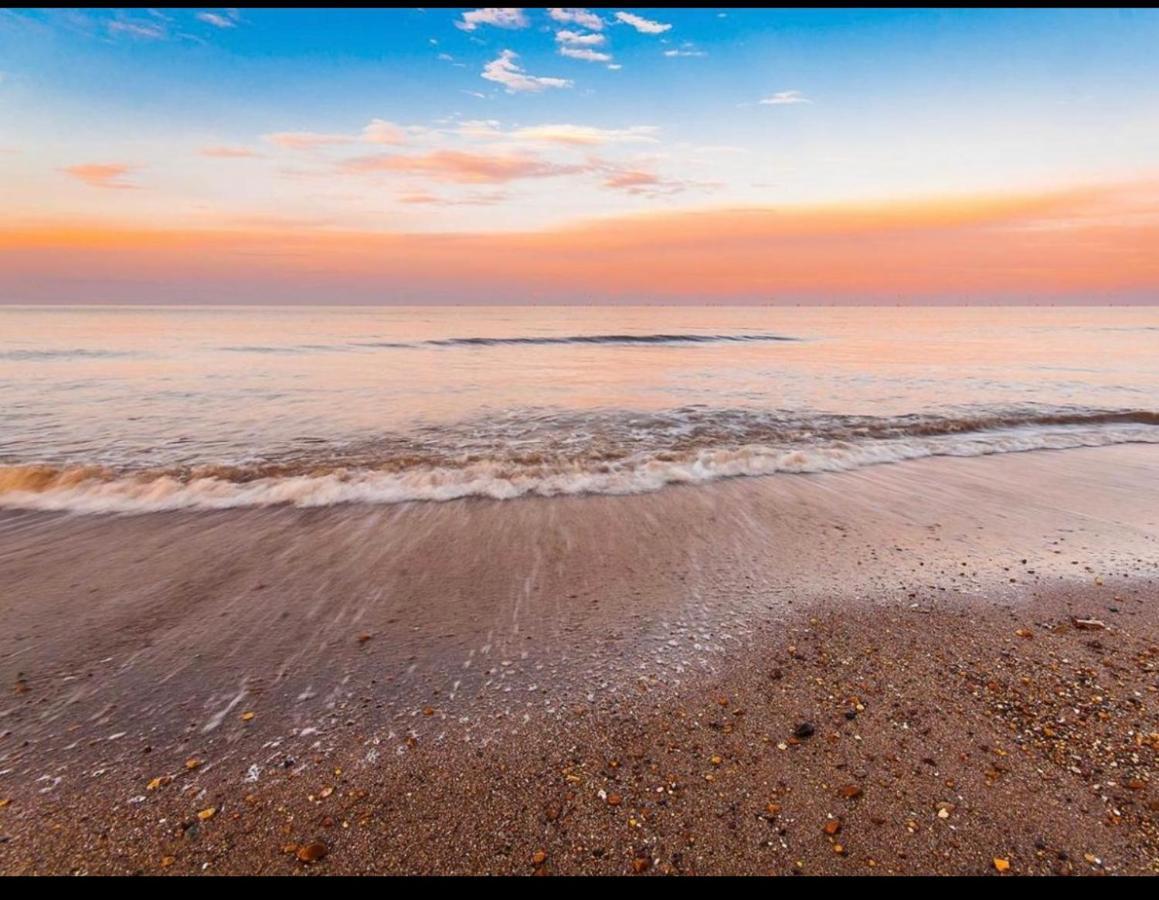 The Luxury Wolds Retreat 6 Berth 3 Bedrooms Beds Made For Arrival Wifi Ingoldmells Kültér fotó
