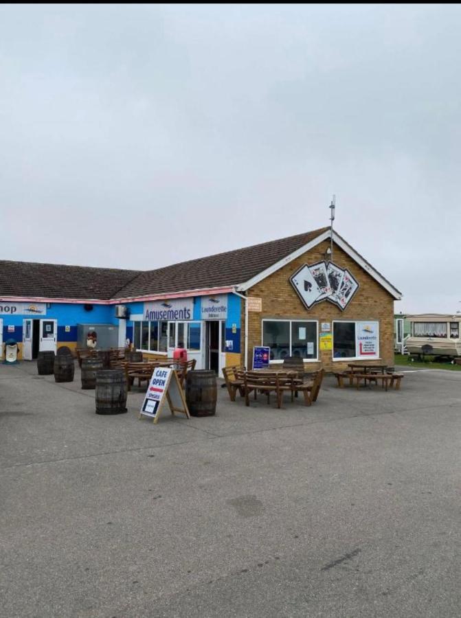The Luxury Wolds Retreat 6 Berth 3 Bedrooms Beds Made For Arrival Wifi Ingoldmells Kültér fotó