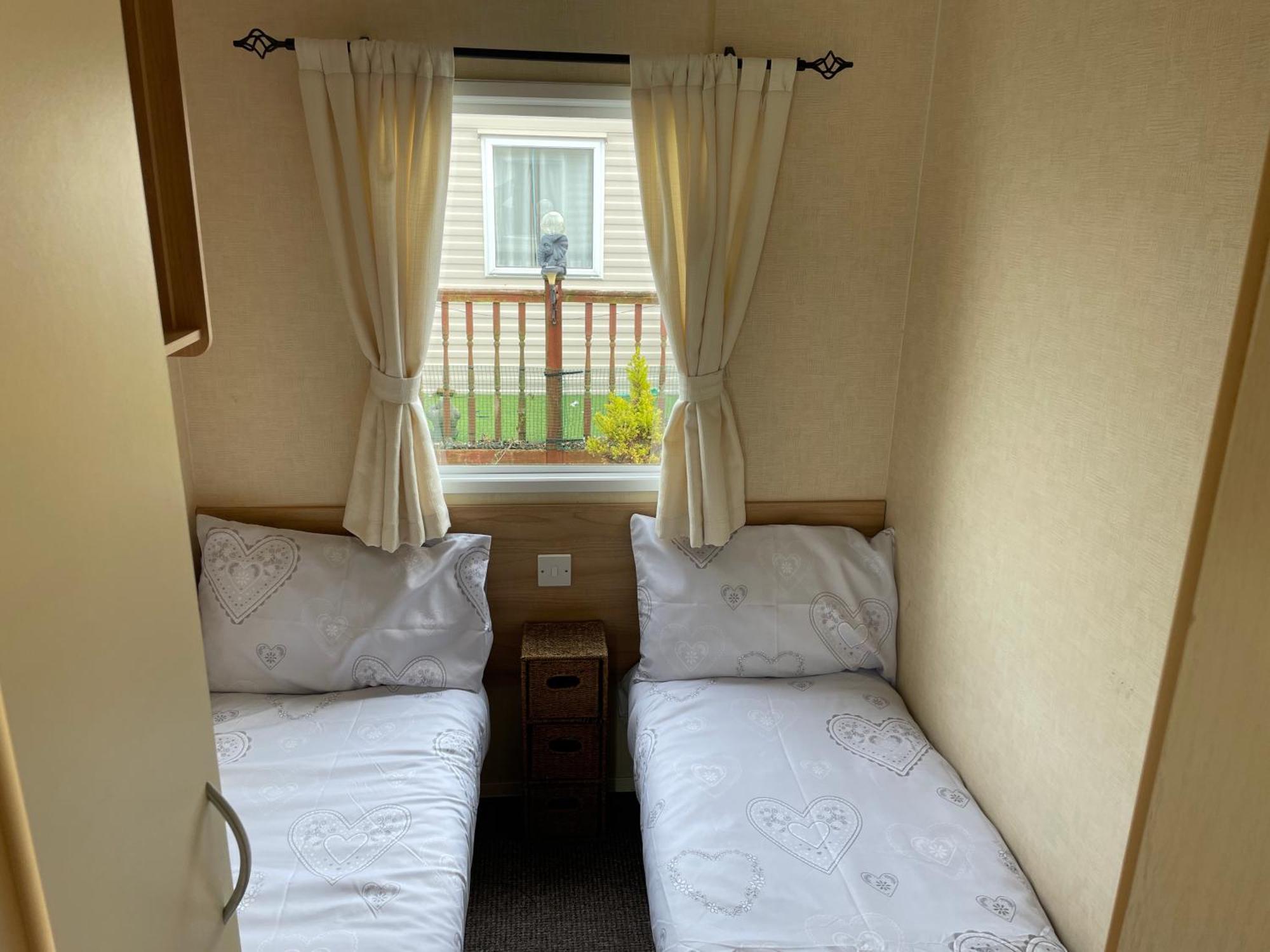 The Luxury Wolds Retreat 6 Berth 3 Bedrooms Beds Made For Arrival Wifi Ingoldmells Kültér fotó